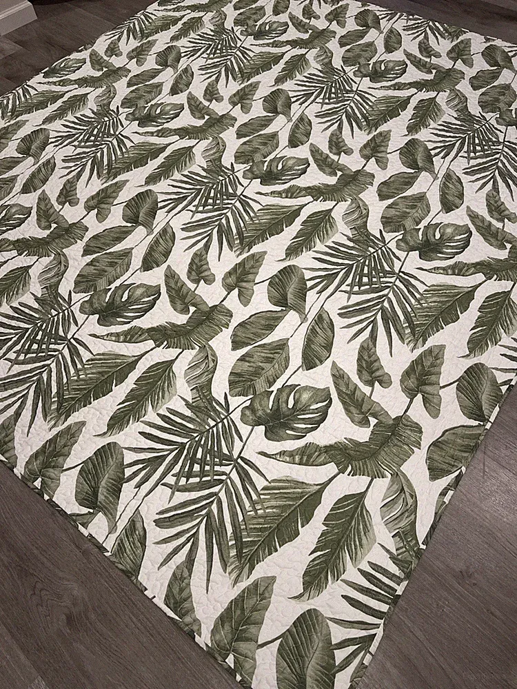 Quilt Queen Size 90’’x94’’ Bamboo Design Soft Cotton Summer Colors